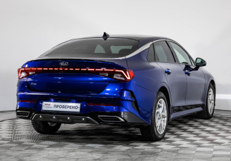 Подержанный автомобиль Kia K5 2020 года (7 фото)
