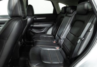 Подержанный автомобиль Mazda CX-5 2018 года (10 фото)