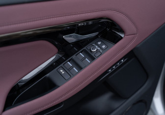 Новый Land Rover Range Rover Evoque 2025 (19 фото)