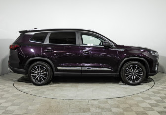 Подержанный автомобиль Chery Tiggo 8 Pro 2022 года (4 фото)
