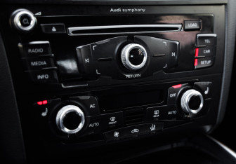 Подержанный автомобиль Audi Q5 2012 года (17 фото)