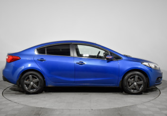 Подержанный автомобиль Kia Cerato Sedan 2014 года (4 фото)