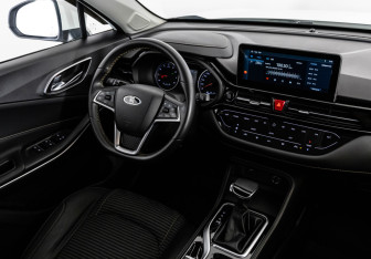 Подержанный автомобиль Москвич 3 2024 года (18 фото)