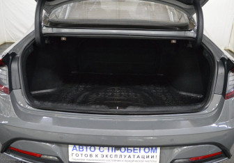 Подержанный автомобиль Hyundai Sonata 2023 года (16 фото)