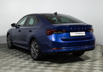 Подержанный автомобиль Skoda Octavia Liftback 2022 года (7 фото)