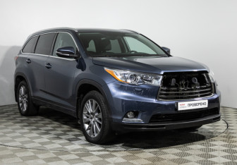 Подержанный автомобиль Toyota Highlander 2014 года (3 фото)