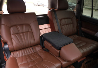 Подержанный автомобиль Toyota Land Cruiser Suv 2020 года (33 фото)