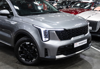 Подержанный автомобиль Kia Sorento 2024 года (5 фото)