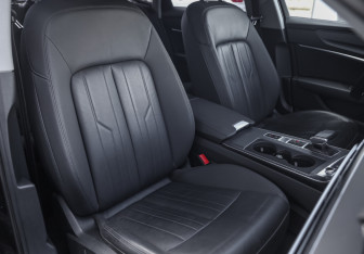 Подержанный автомобиль Audi A6 Sedan 2020 года (29 фото)