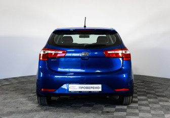 Подержанный автомобиль Kia Rio Hatchback 2012 года (6 фото)