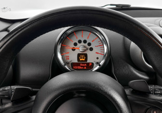 Подержанный автомобиль MINI Countryman 2012 года (16 фото)