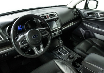 Подержанный автомобиль Subaru Outback Wagon 2016 года (11 фото)