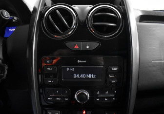 Подержанный автомобиль Renault Duster 2017 года (14 фото)