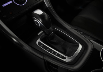 Подержанный автомобиль Ford Mondeo Sedan 2014 года (14 фото)