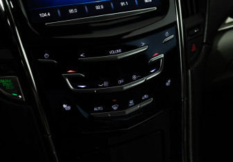 Подержанный автомобиль Cadillac ATS Sedan 2013 года (19 фото)