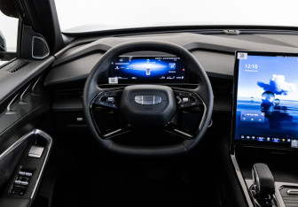 Подержанный автомобиль Geely Cityray 2025 года (16 фото)