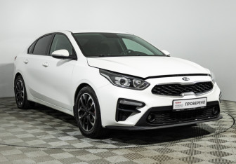 Подержанный автомобиль Kia Cerato Sedan 2019 года (3 фото)