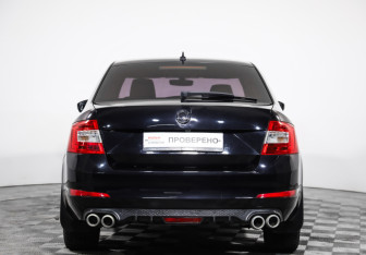 Подержанный автомобиль Skoda Octavia Liftback 2016 года (6 фото)