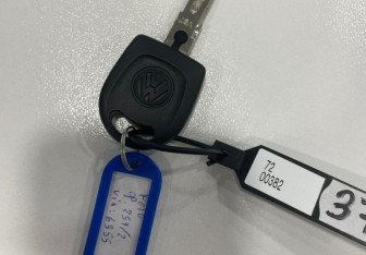 Подержанный автомобиль Volkswagen Polo Sedan 2015 года (3 фото)