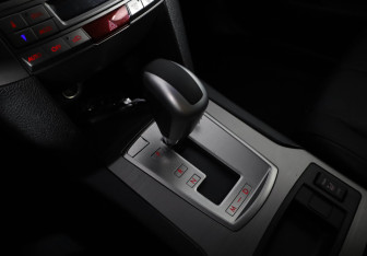 Подержанный автомобиль Subaru Outback Wagon 2012 года (10 фото)