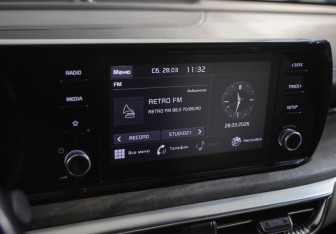 Подержанный автомобиль Kia K5 2020 года (12 фото)