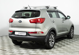 Подержанный автомобиль Kia Sportage 2015 года (5 фото)