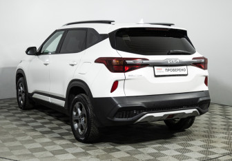 Подержанный автомобиль Kia Seltos 2022 года (7 фото)