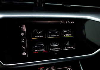 Подержанный автомобиль Audi A6 Sedan 2019 года (17 фото)