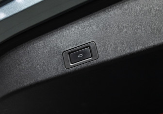 Подержанный автомобиль Jaecoo J7 2023 года (20 фото)