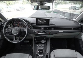 Подержанный автомобиль Audi A5 Coupe 2018 года (14 фото)
