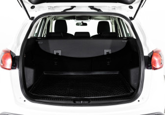 Подержанный автомобиль Mazda CX-5 2014 года (19 фото)