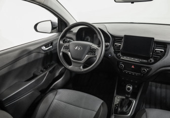 Подержанный автомобиль Hyundai Solaris Sedan 2020 года (9 фото)