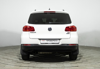 Подержанный автомобиль Volkswagen Tiguan 2013 года (6 фото)