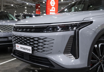 Подержанный автомобиль Exeed RX 2023 года (2 фото)