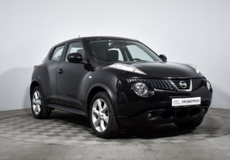 Подержанный автомобиль Nissan Juke 2012 года (3 фото)