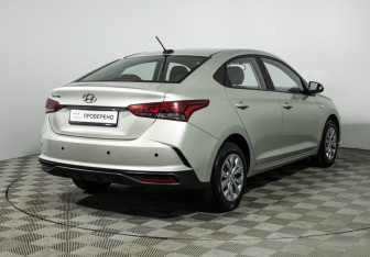 Подержанный автомобиль Hyundai Solaris Sedan 2020 года (5 фото)