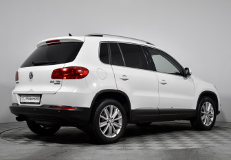 Подержанный автомобиль Volkswagen Tiguan 2012 года (5 фото)