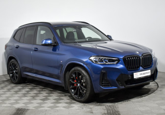 Подержанный автомобиль BMW X3 2023 года (3 фото)