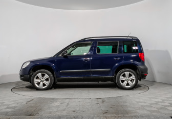 Подержанный автомобиль Skoda Yeti 2010 года (8 фото)