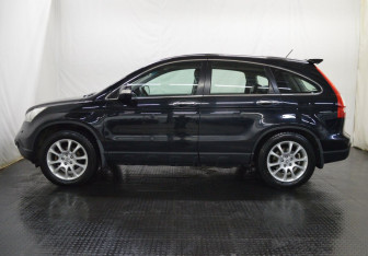 Подержанный автомобиль Honda CR-V 2008 года (8 фото)