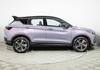 Подержанный автомобиль Geely Coolray 2023 года (4 фото)