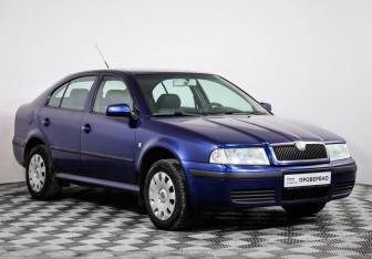 Подержанный автомобиль Skoda Octavia Liftback 2007 года (3 фото)