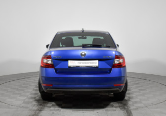 Подержанный автомобиль Skoda Octavia Liftback 2018 года (6 фото)