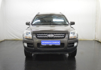Подержанный автомобиль Kia Sportage 2006 года (2 фото)