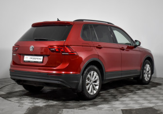 Подержанный автомобиль Volkswagen Tiguan 2020 года (5 фото)