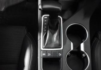 Подержанный автомобиль Kia Sportage 2018 года (11 фото)