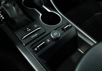 Подержанный автомобиль Kia K5 2020 года (19 фото)