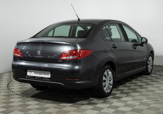 Подержанный автомобиль Peugeot 408 2016 года (5 фото)