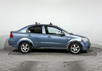 Подержанный автомобиль Chevrolet Aveo Sedan 2007 года (4 фото)