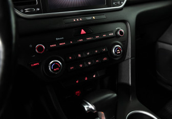 Подержанный автомобиль Kia Sportage 2021 года (17 фото)